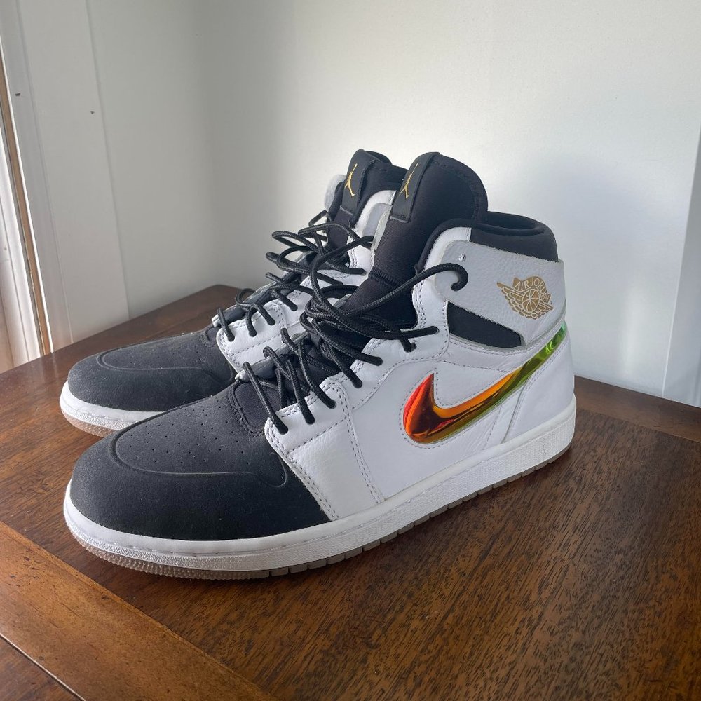 Air Jordan 1 Retro High Nov M 10.5